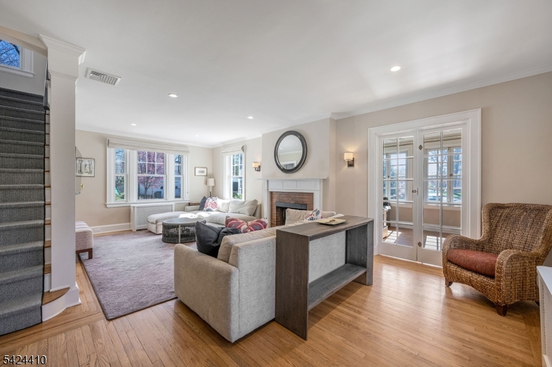 Washingtons Headquarters - Residential