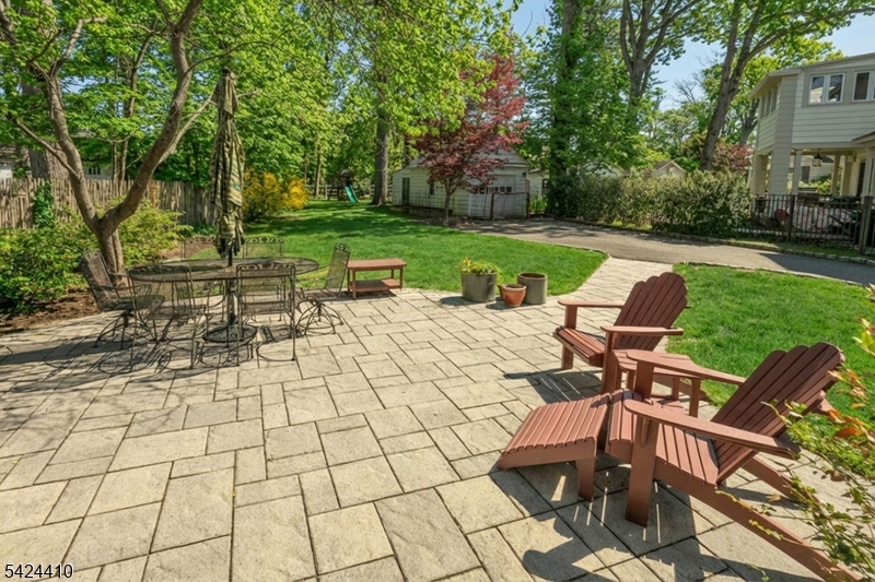 Washingtons Headquarters - Residential