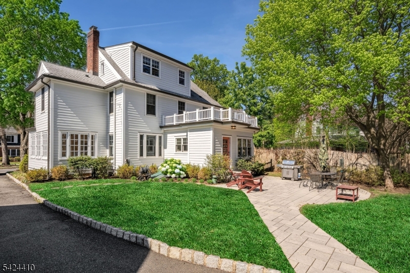 Washingtons Headquarters - Residential