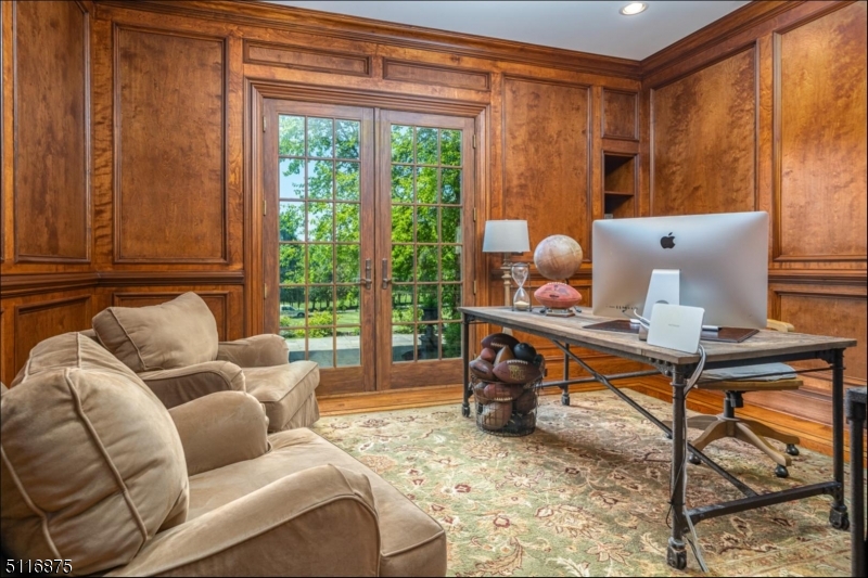 New Vernon - Residential