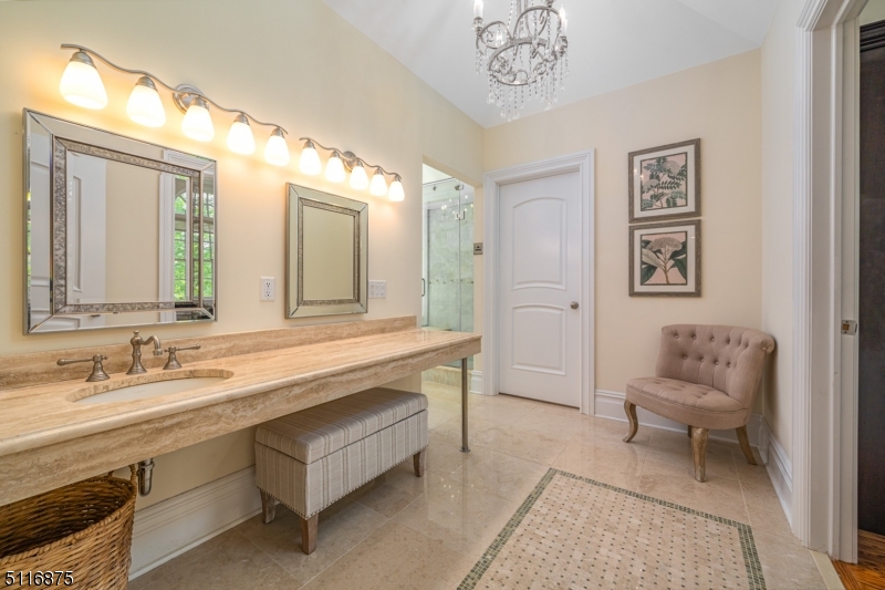 New Vernon - Residential