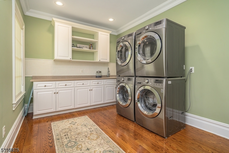 New Vernon - Residential