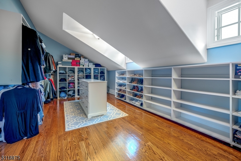 New Vernon - Residential