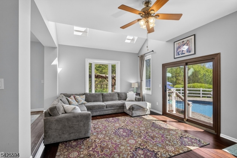 Pleasantview Farms - Residential