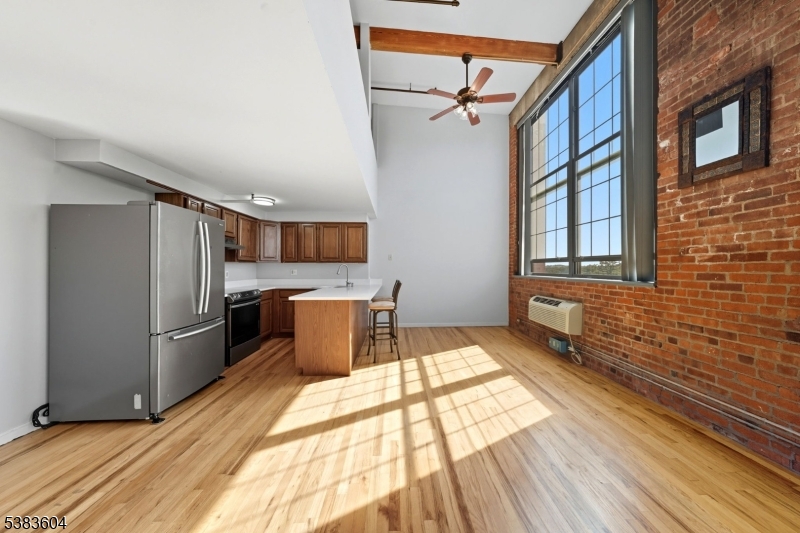 Lakeview - Residential