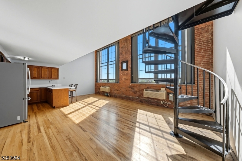 Lakeview - Residential