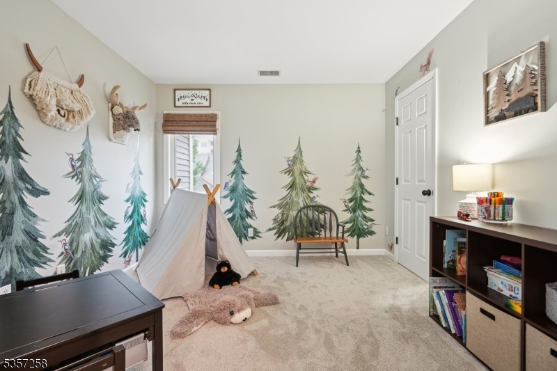 Hardyston Twp., New Jersey 07419, United States, 3 Bedrooms Bedrooms, ,2 BathroomsBathrooms,Residential,Pending,130520