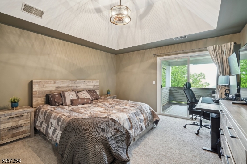 Hardyston Twp., New Jersey 07419, United States, 3 Bedrooms Bedrooms, ,2 BathroomsBathrooms,Residential,Pending,130520