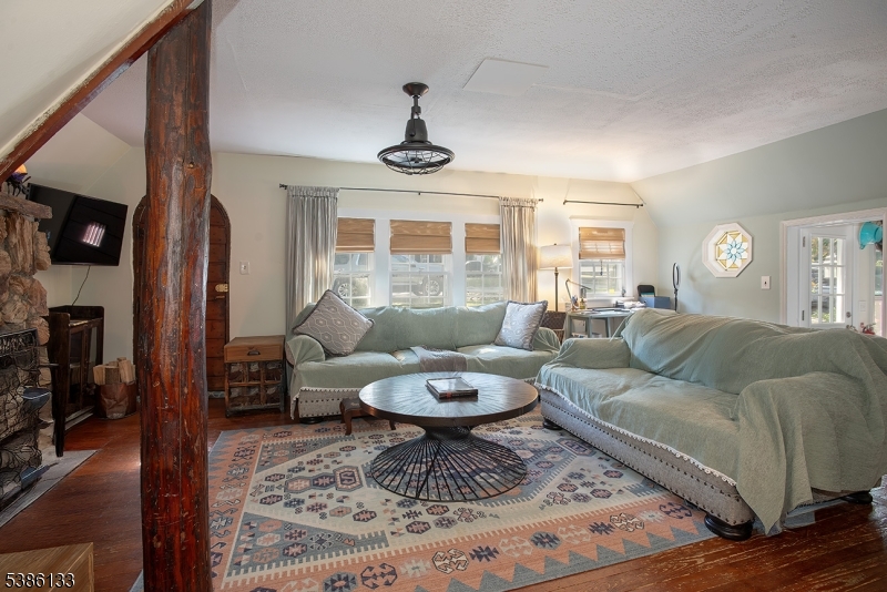 LAKE MOHAWK - Residential