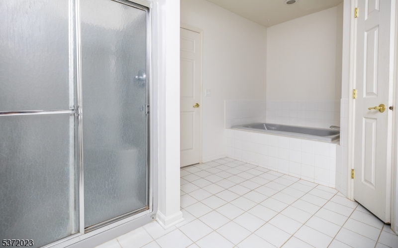 FOX HILLS - Residential