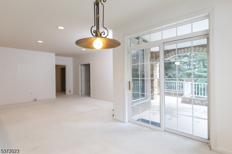 FOX HILLS - Residential