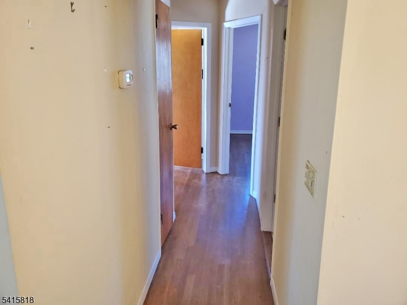 JENNY JUMP - Residential