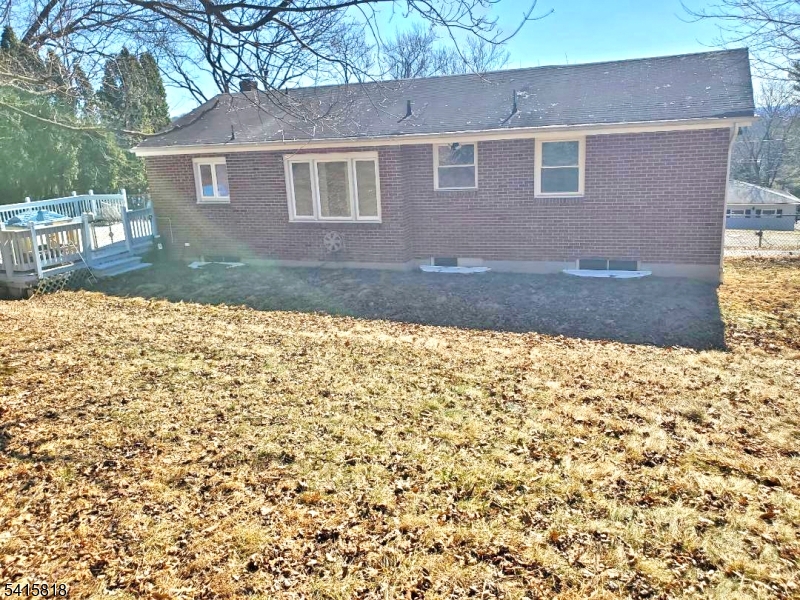 JENNY JUMP - Residential