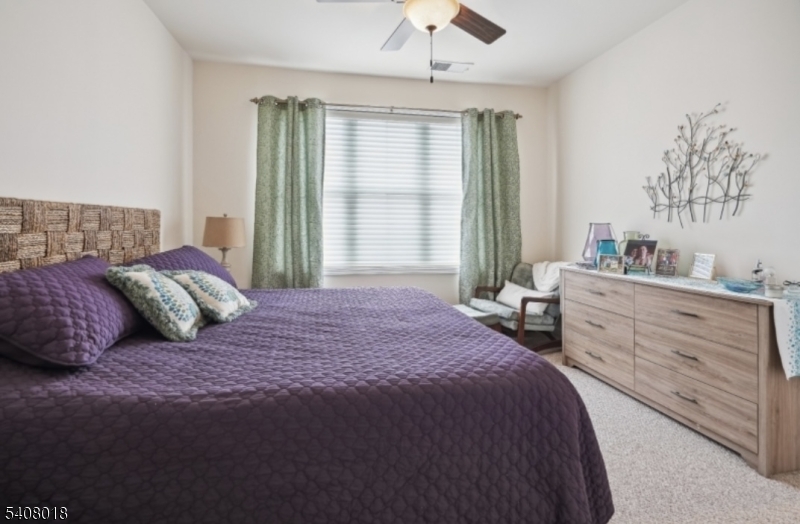 CRYSTAL SPRINGS - Residential