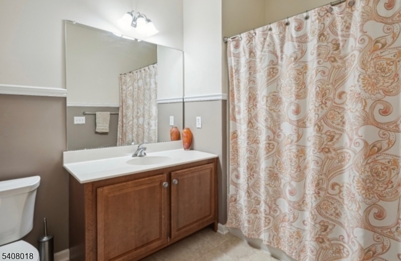 CRYSTAL SPRINGS - Residential