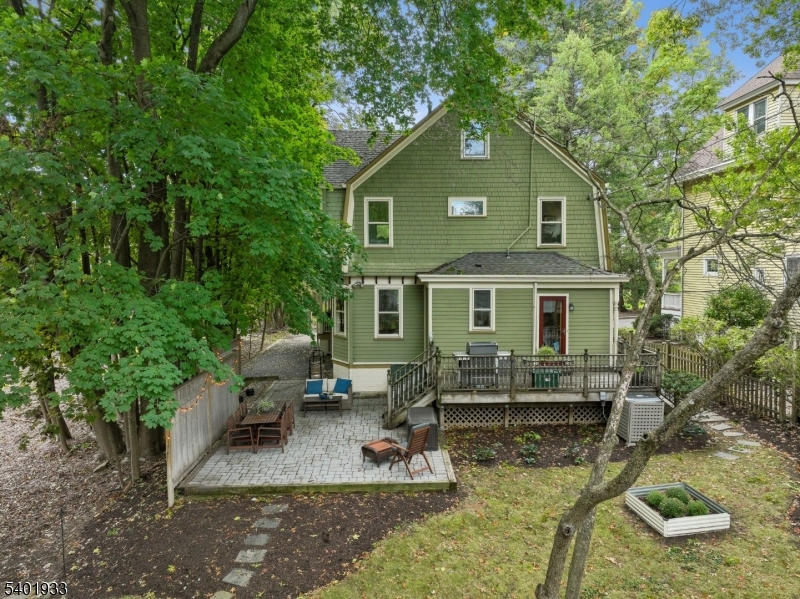 Upper Montclair - Residential