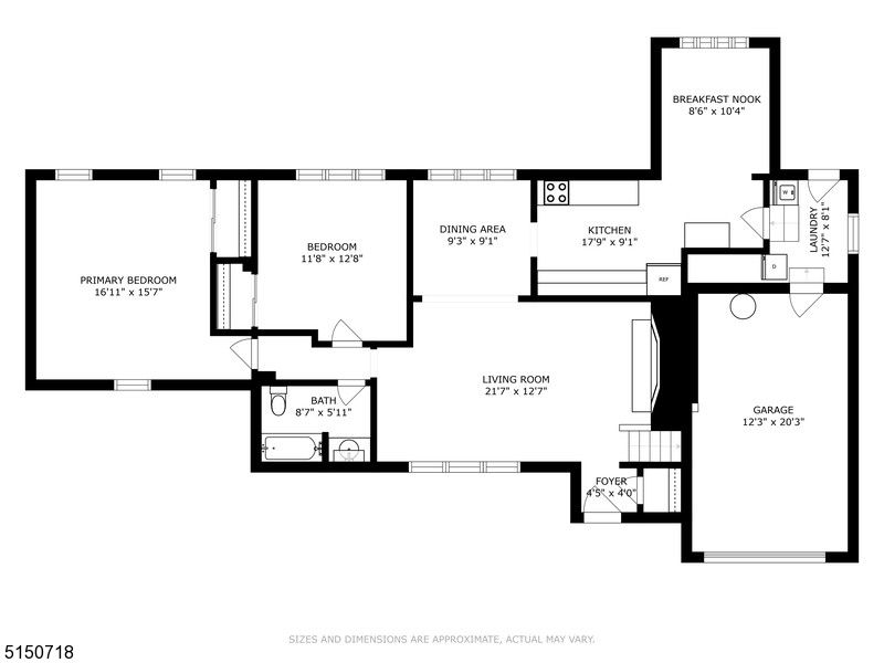 Main image without alt text