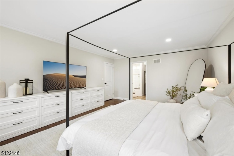 PANTHER VALLEY - Residential