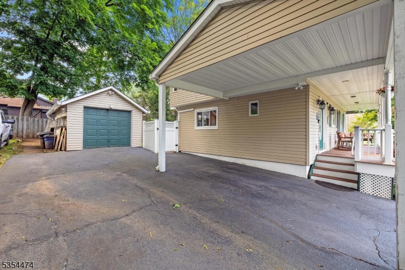 Gardner Field - Residential