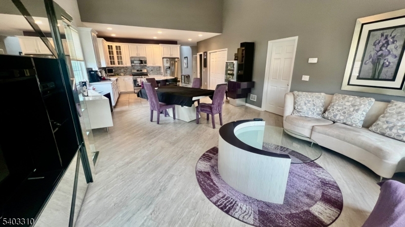 Clove Hill Manor - Residential