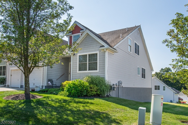 Clove Hill Manor - Residential