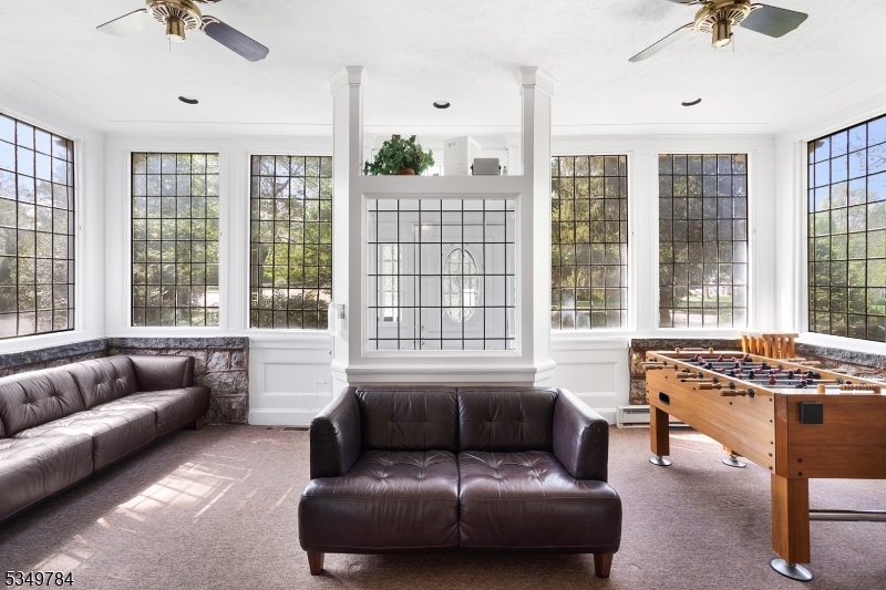 115 Kent Place Blvd