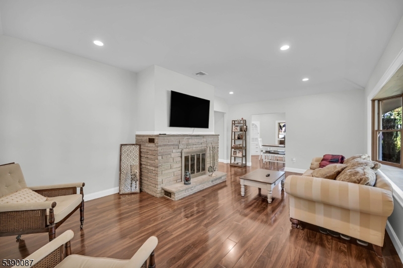 AWOSTING - Residential