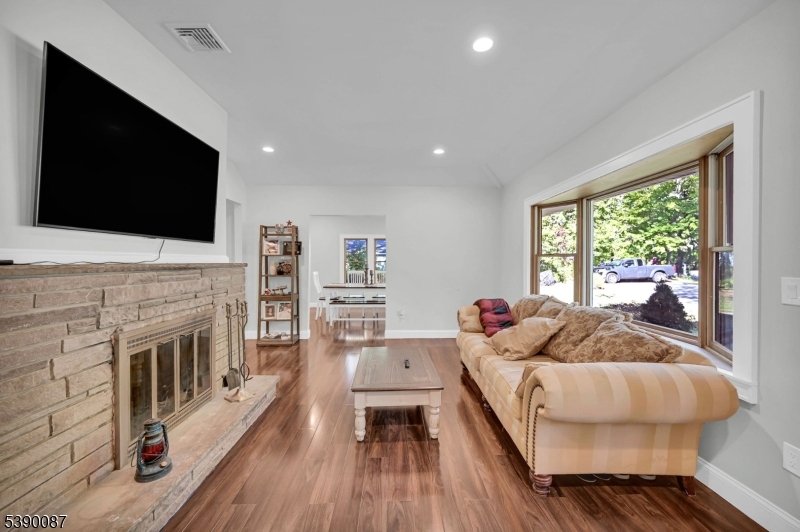 AWOSTING - Residential