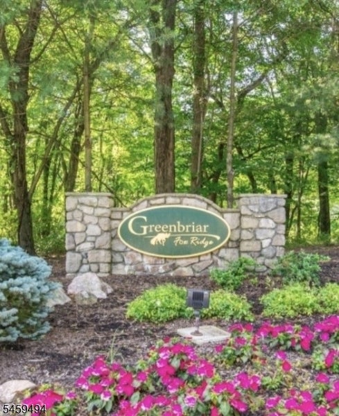 2207 Pierce Ln 2207