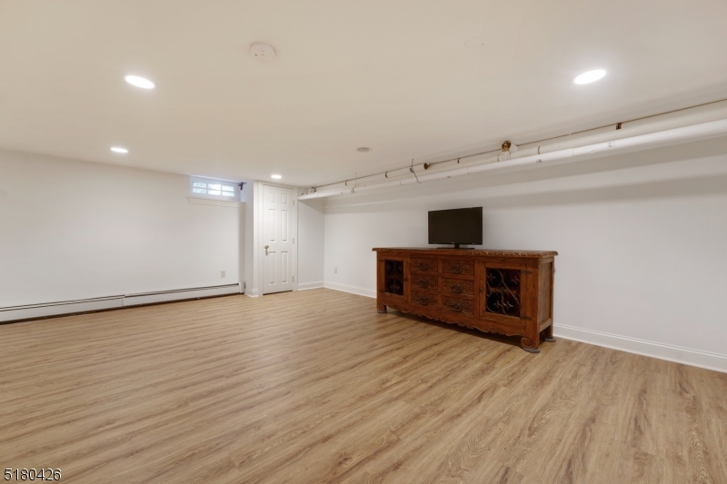 Hill Section - Residential