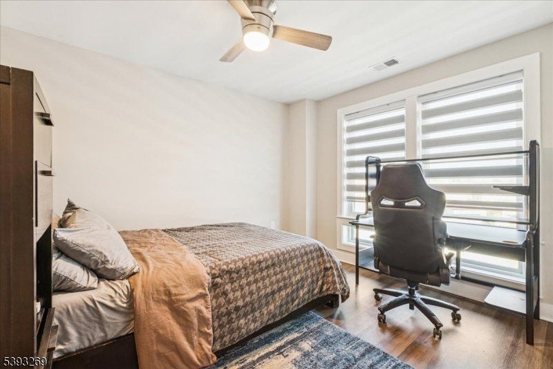 Montgomery Crossing - Residential