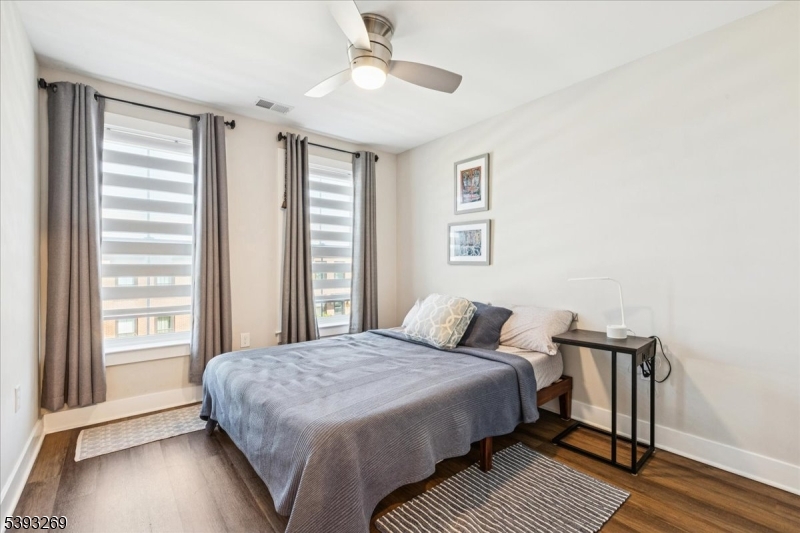 Montgomery Crossing - Residential