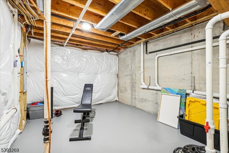 Montgomery Crossing - Residential