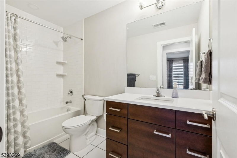 Montgomery Crossing - Residential