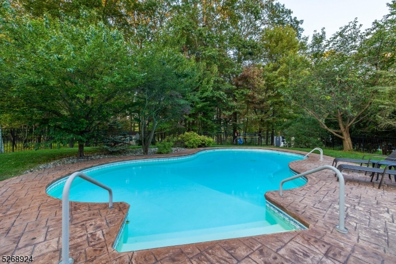 The Woods At Long Valley - Residential