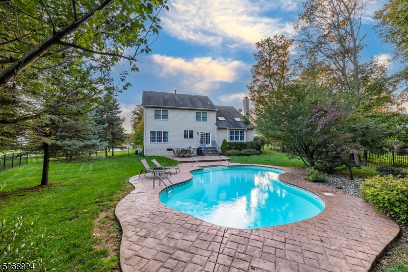 The Woods At Long Valley - Residential