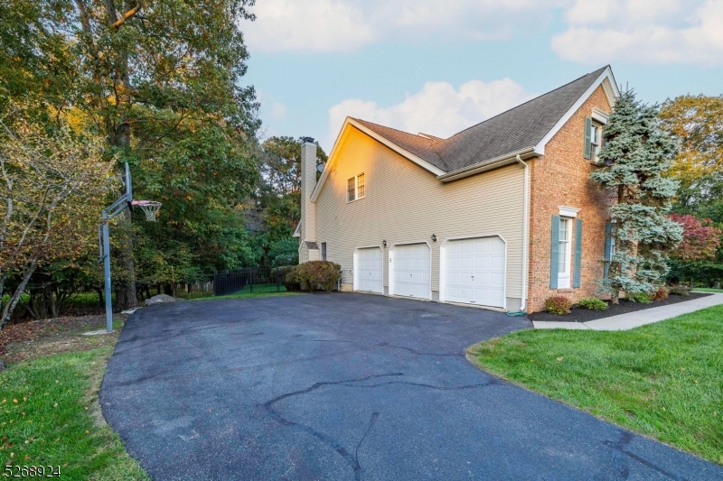 The Woods At Long Valley - Residential