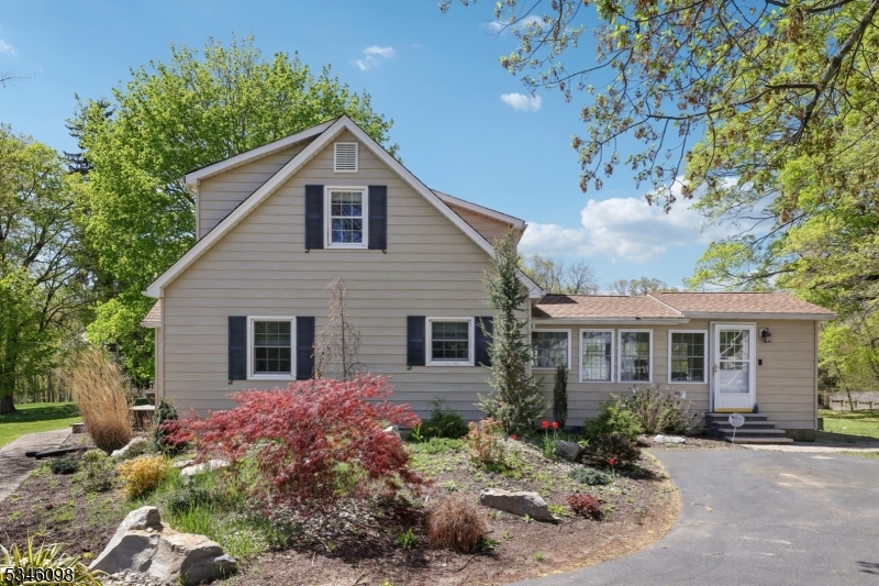 957 Green Pond Rd