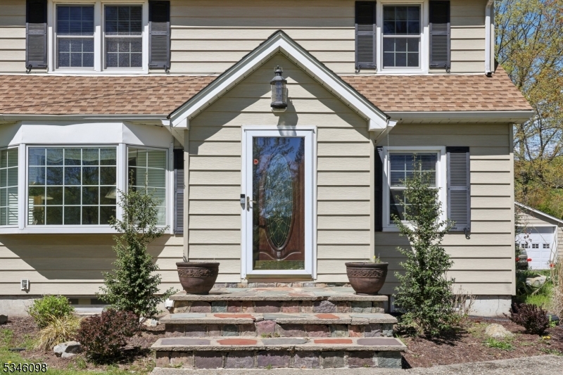 957 Green Pond Rd