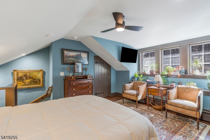 Mountainsville - Residential