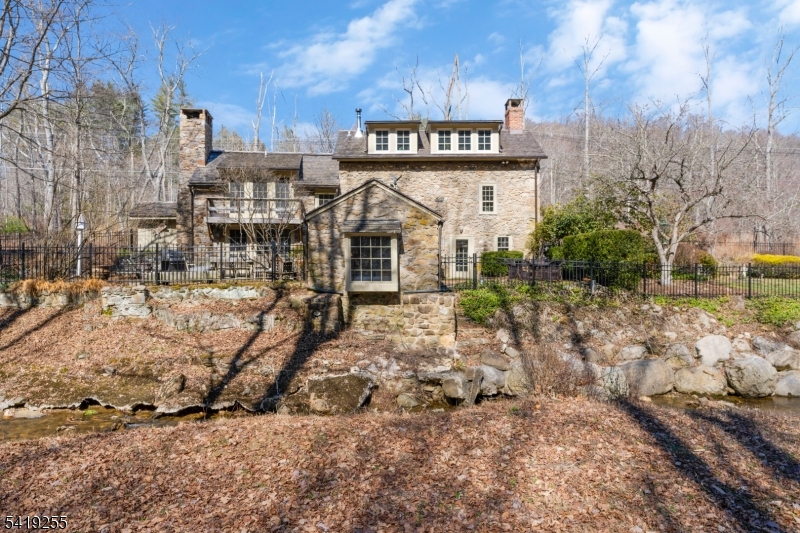 Mountainsville - Residential