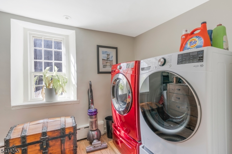 Mountainsville - Residential