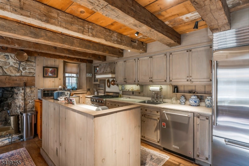 Mountainsville - Residential