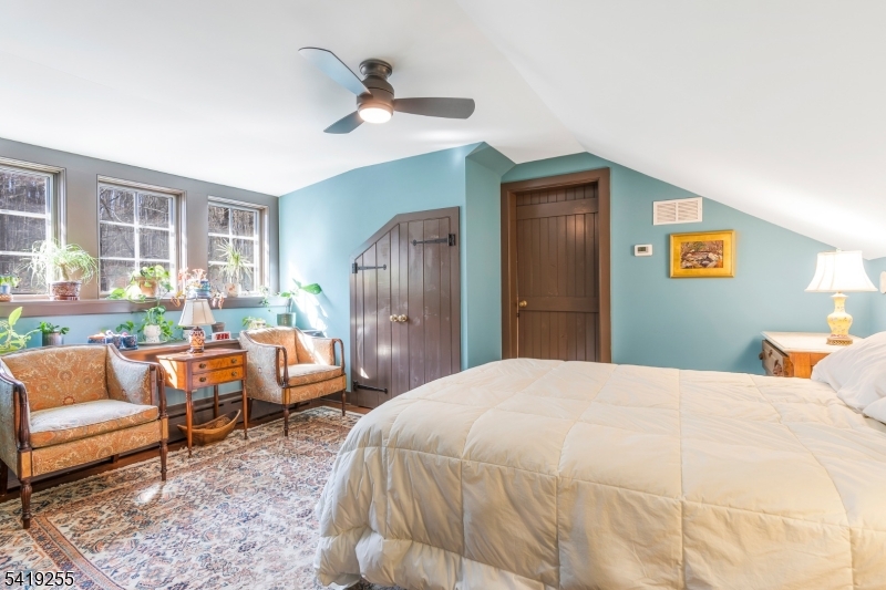 Mountainsville - Residential