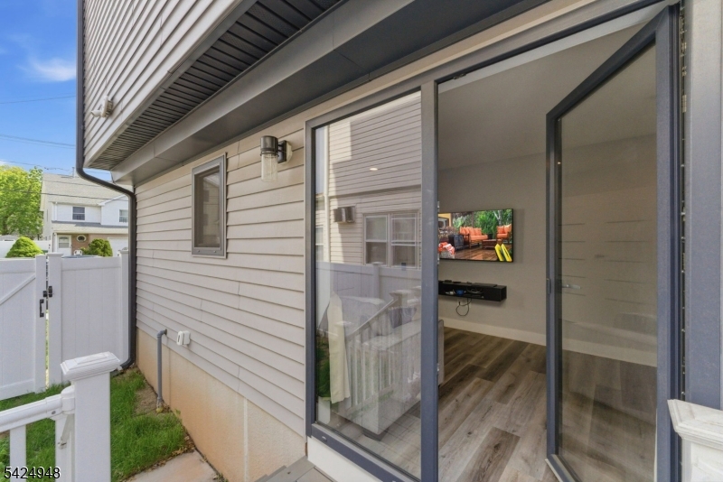 Residential - Residential