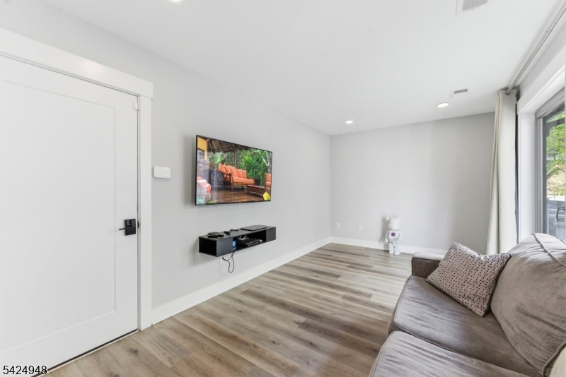 Residential - Residential