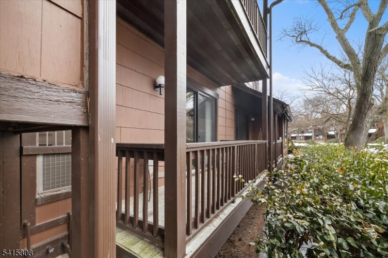 Harmon Cove One - Residential