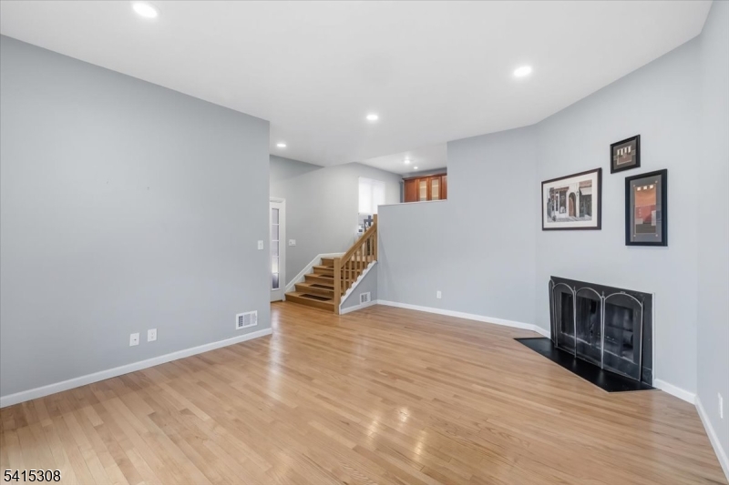 Harmon Cove One - Residential