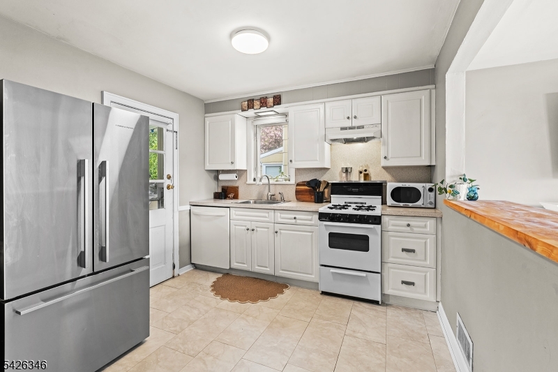 Delawanna - Residential