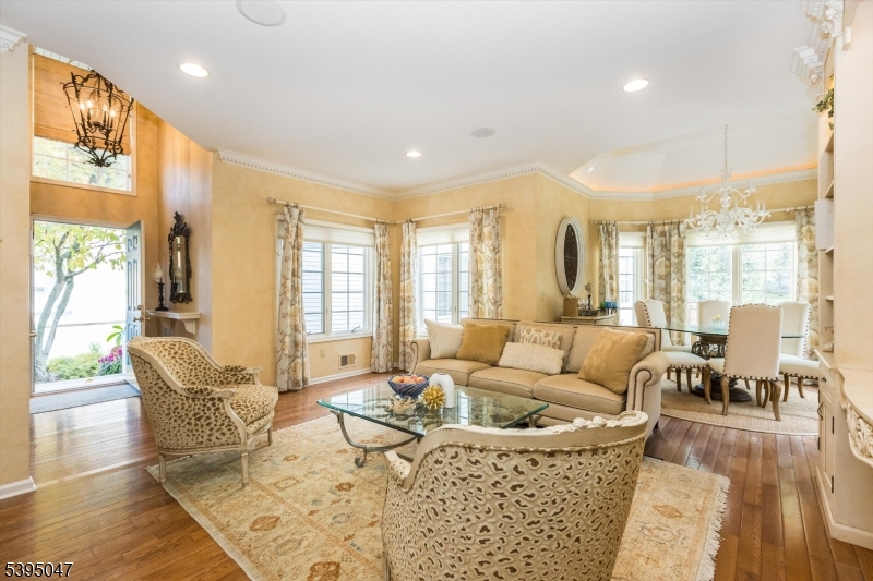 Crown View - Residential